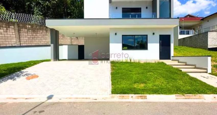 LINDA CASA Á VENDA NO CONDOMÍNIO PORTAL DO BOSQUE EM LOUVEIRA/SP