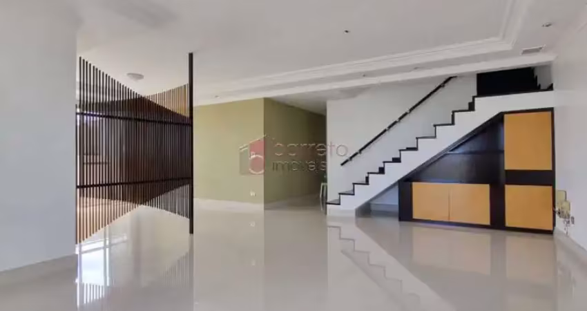 COBERTURA DUPLEX NO CONDOMÍNIO ACAPULCO, 252M² DE ÁREA ÚTIL, COM PISCINA E VISTA PANORÂMICA DA CIDADE DE JUNDIAÍ -SP