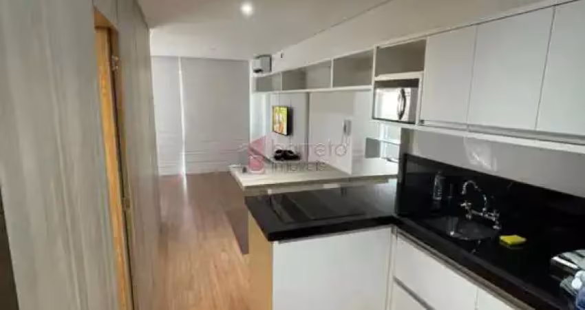 APARTAMENTO FLAT MOBILIADO à VENDA NO EDIFÍCIO LÍNEA NO CENTRO EM JUNDIAÍ/SP