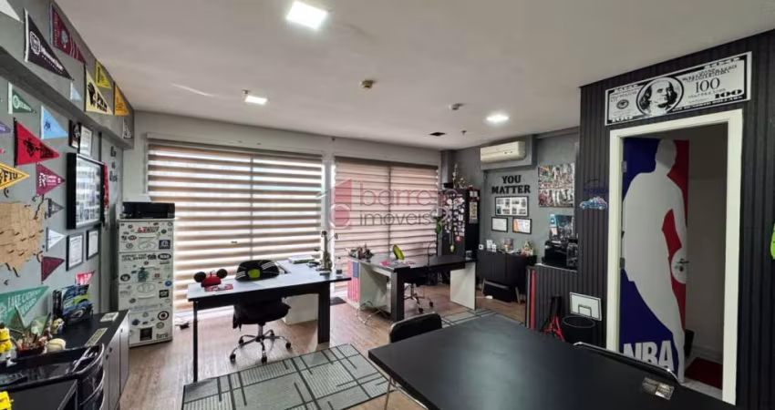 SALA COMERCIAL À VENDA NO CONDOMÍNIO MONDIAL SETIN NO BAIRRO ANHANGABAÚ EM JUNDIAÍ/SP