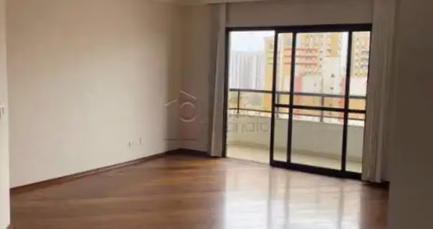 Apartamento à venda em Jundiaí SP Jardim Paris 166m² 4 dorms (1 suíte) Sala ampla de estar. Cozinha planejada. Despensa. Banheiro social. 2 sacadas. 3 vags!