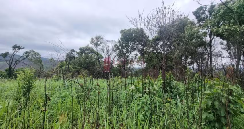 TERRENO PARA FORMAÇÃO DE CHÁCARA À VENDA NO LOTEAMENTO BOSQUES DO MOINHO EM CAMPO LIMPO PAULISTA/SP