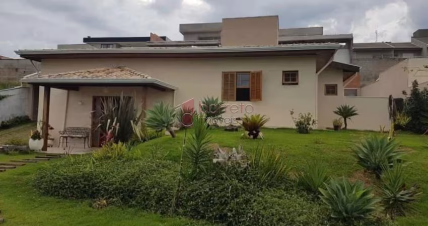CASA À VENDA NO CONDOMÍNIO PORTAL DA COLINA EM JUNDIAÍ/SP