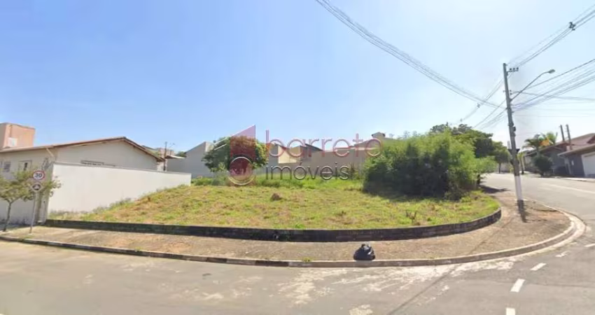 TERRENO DE ESQUINA À VENDA NO JARDIM SANTA ISABEL EM ITUPEVA/SP