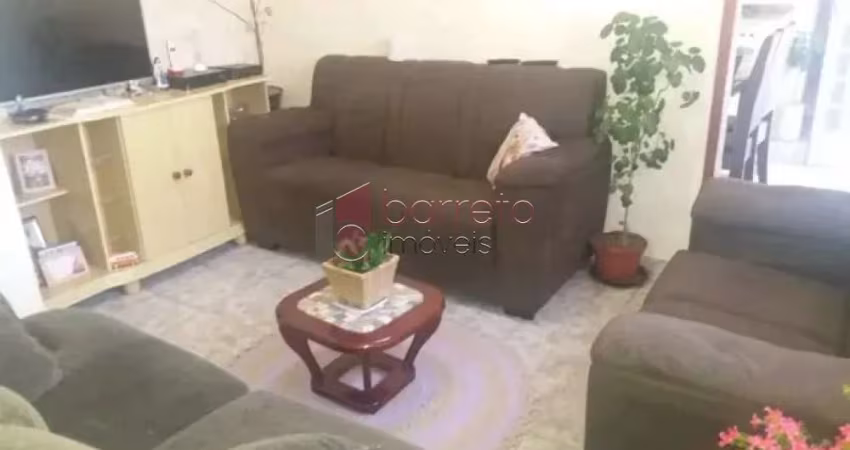 CASA Á VENDA, LOCALIZADO NO JUNDIAÍ MIRIM, JUNDIAÍ SP.