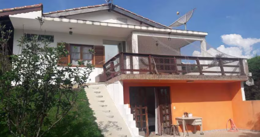 Linda Chácara em Jundiaí, no bairro Medeiros.