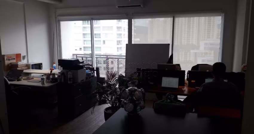 SALA COMERCIAL PARA LOCAÇÃO NO CONDOMÍNIO MONDIAL SETIN NA AVENIDA NOVE DE JULHO EM JUNDIAÍ/SP.