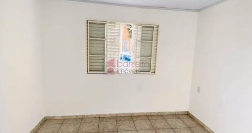 CASA TÉRREA À VENDA OU LOCAÇÃO NO BAIRRO VILA TORRES NEVES EM JUNDIAÍ/SP