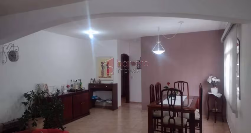 CASA SOBRADO À VENDA NO BAIRRO JARDIM MARTINS EM JUNDIAÍ/SP