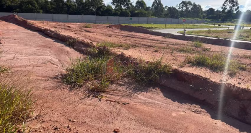 TERRENO À VENDA NO CONDOMÍNIO PORTAL DOS LAGOS EM JUNDIAÍ/SP