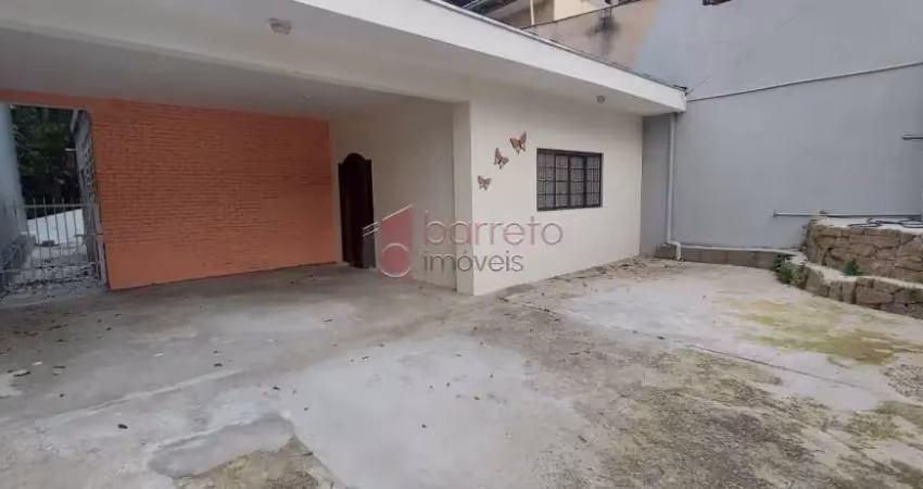 Casa com 3 quartos para alugar na Rua Lauro Nalini, Casa, --, Caxambu, Jundiaí