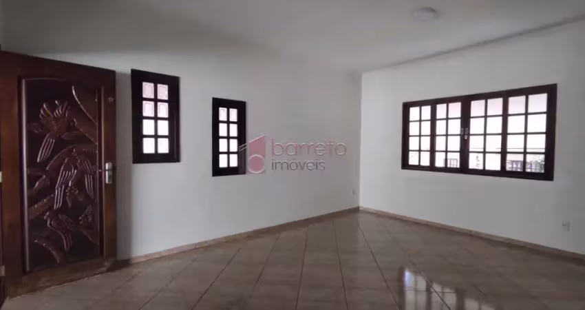 Casa com 3 quartos para alugar na Avenida Moacyr Lourencon, 0, --, Poste, Jundiaí