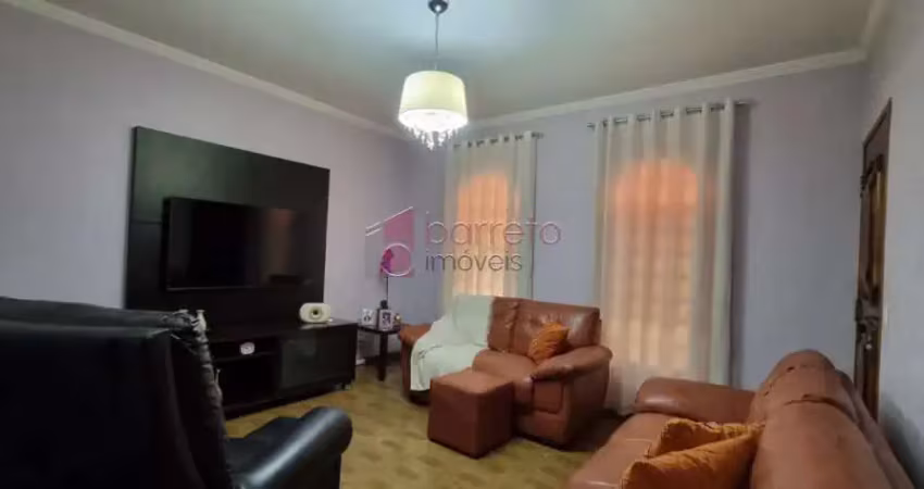 Casa térrea à venda na ponte são joão em jundiaí/sp