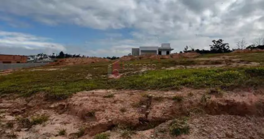 Terreno em condomínio fechado à venda na Rua Salvador Caruso Orlando, Quadra K, --, Medeiros, Itupeva