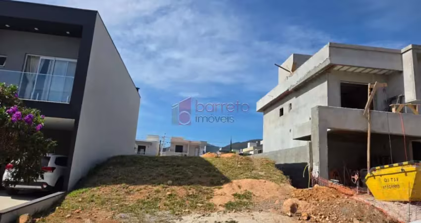 Terreno à venda no condomínio reserva ermida ii - bairro eloy chaves - jundiaí/sp