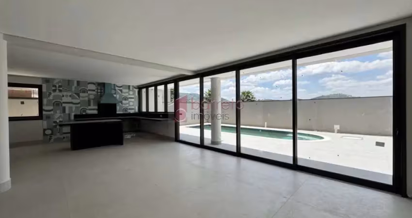 Sobrado com elevador para venda - 4 quartos - jundiaí/sp