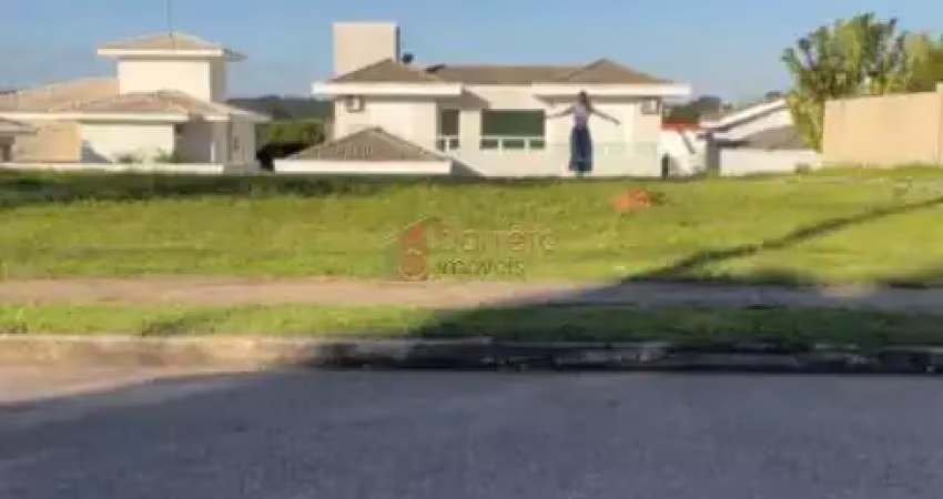 Terreno à venda no condomínio portal do paraíso ii - jundiaí/sp