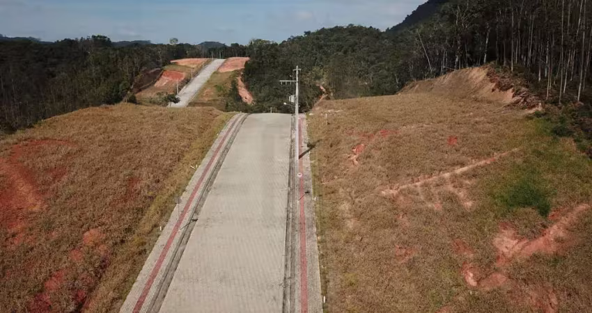 Terreno à venda em Aimoré, Guabiruba 