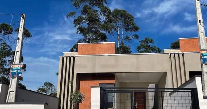 CASA  PRONTA COM 3 DORMITÓRIOS SENDO 1 SUÍTE