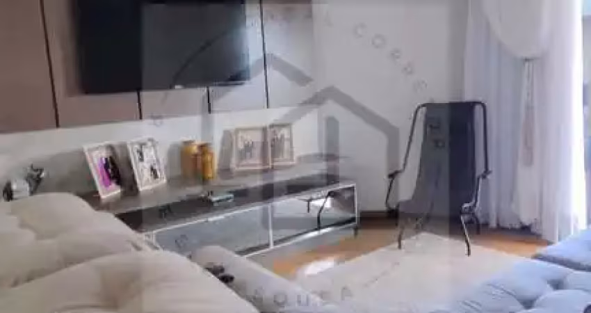 Apartamento de 117m² com três dormitórios sendo uma suíte