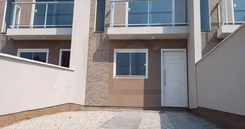 ACONCHEGANTE SOBRADO DE 2 DORMITÓRIOS