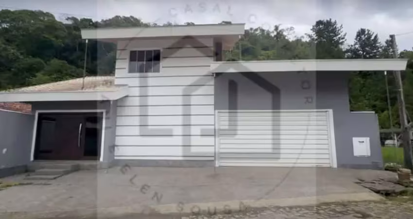 Casa alto padrão com piscina - 4 dormitórios sendo 2 suítes