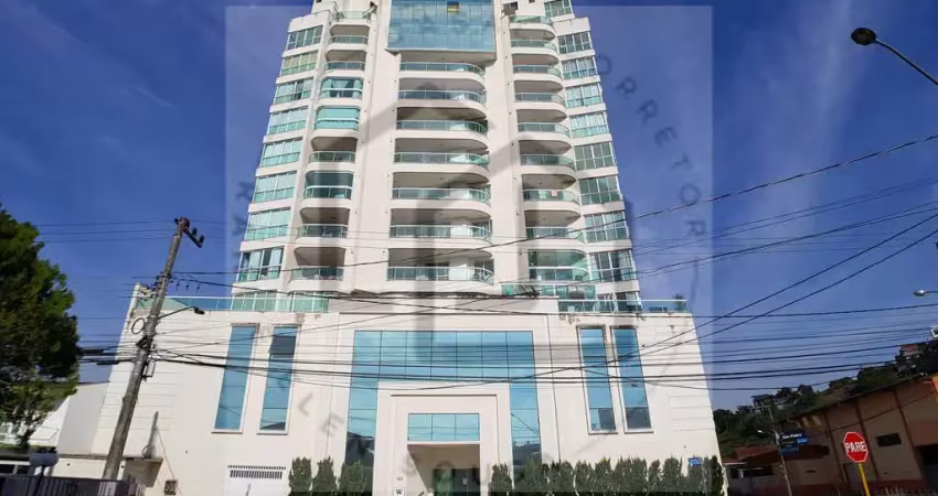 Apartamento com 2 suítes e sacada no centro de brusque