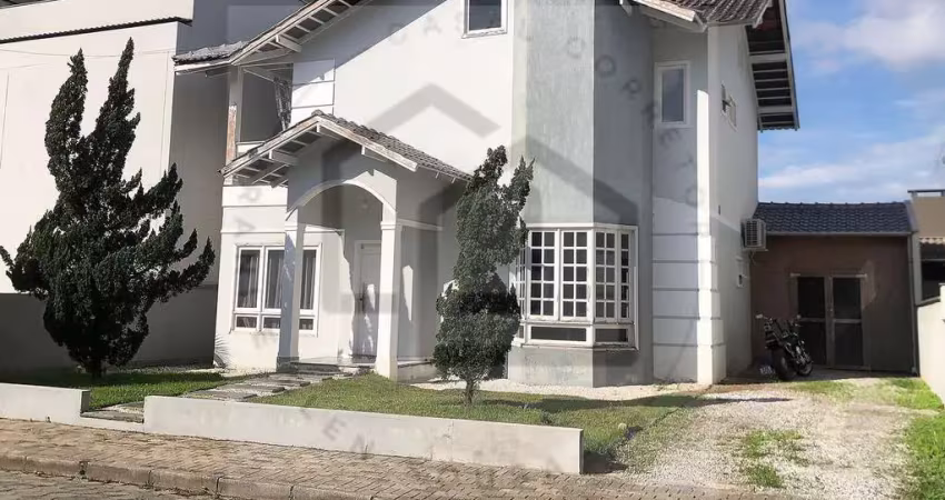 Casa de 3 dormitórios sendo 1 suíte próximo do centro