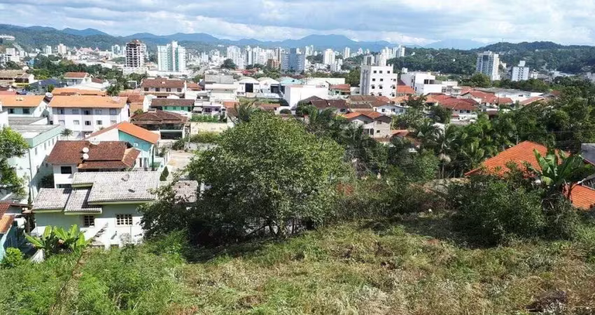 Terreno à venda no Steffen, Brusque 