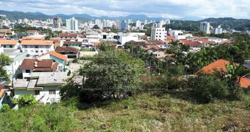 Terreno à venda no Steffen, Brusque 