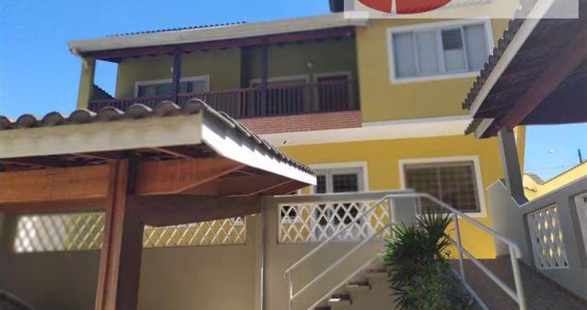 Casas Assobradadas para venda em Atibaia no bairro Jardim Maristela