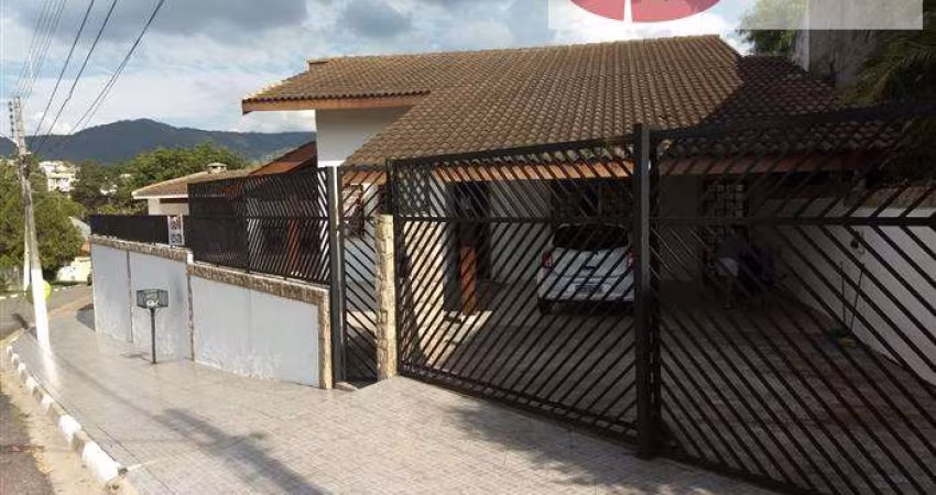 Casas para venda em Atibaia no bairro Jardim Tapajós