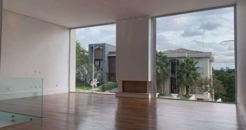 Casa à venda no Condomínio Tamboré 10