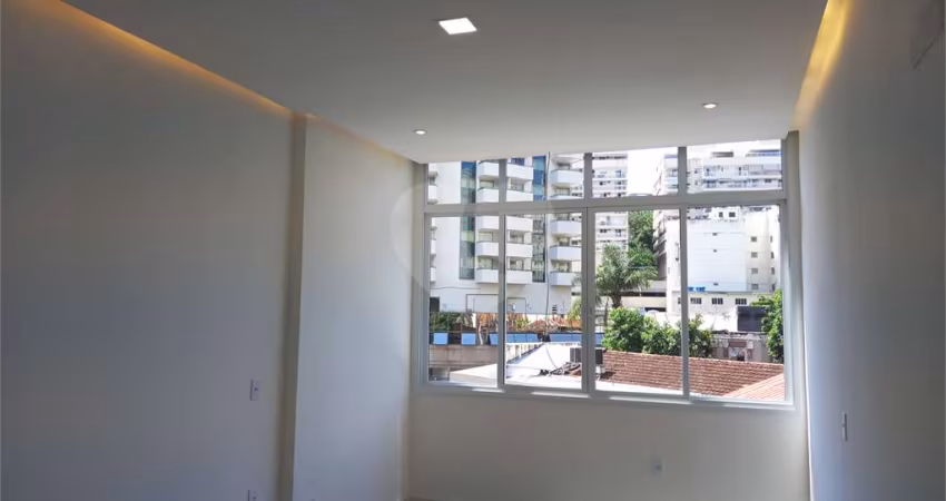 Apartamento com 2 quartos à venda em Botafogo - RJ