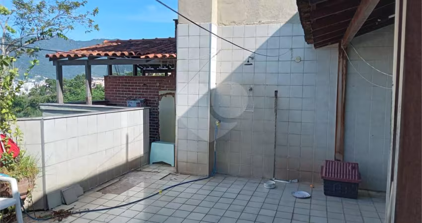 Cobertura com 2 quartos à venda em São Francisco Xavier - RJ