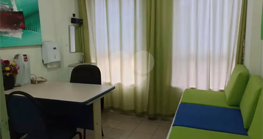 Sala comercial à venda na Rua Desembargador Izidro, --, Tijuca, Rio de Janeiro
