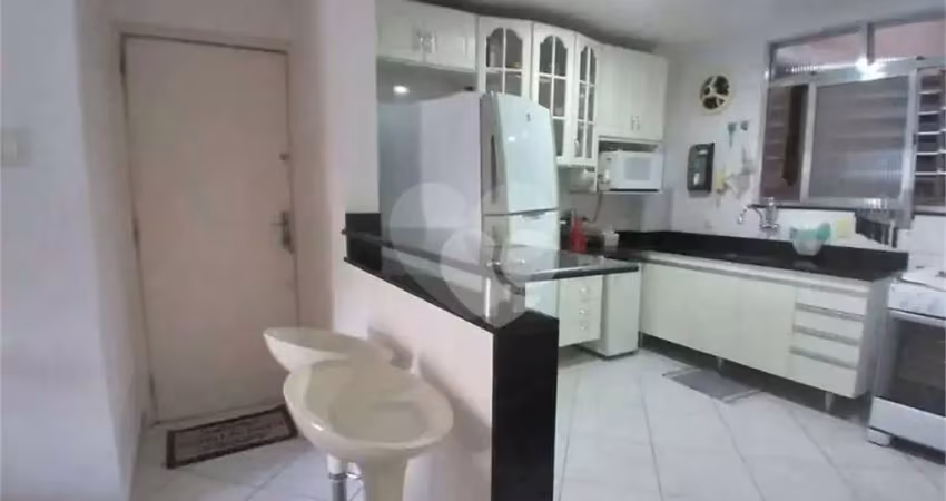 Apartamento com 2 quartos à venda na Uberaba, --, Grajaú, Rio de Janeiro