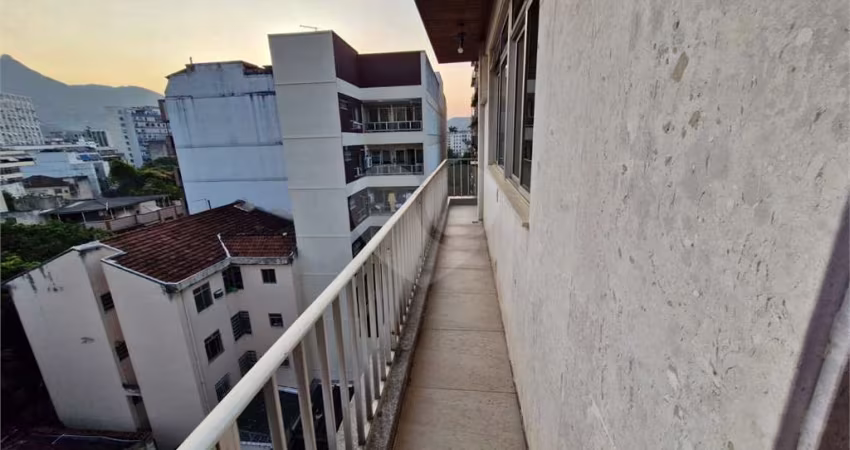 Apartamento com 3 quartos à venda em Tijuca - RJ