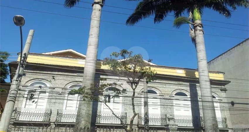 Prédio inteiro à venda ou para locação em Rio Comprido - RJ