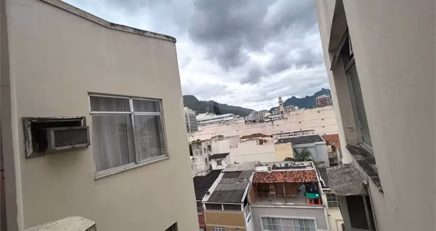Apartamento com 1 quartos à venda em rio comprido - rj