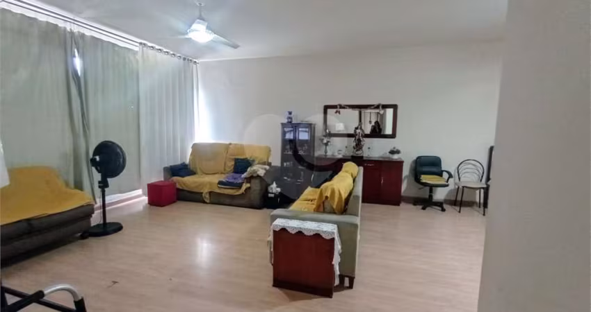 Apartamento com 3 quartos à venda ou para locação em Tijuca - RJ