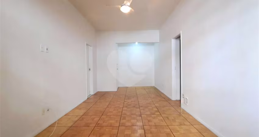 Apartamento com 3 quartos à venda em Rio Comprido - RJ