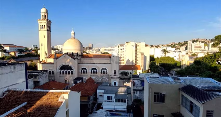 Apartamento com 2 quartos à venda em Tijuca - RJ