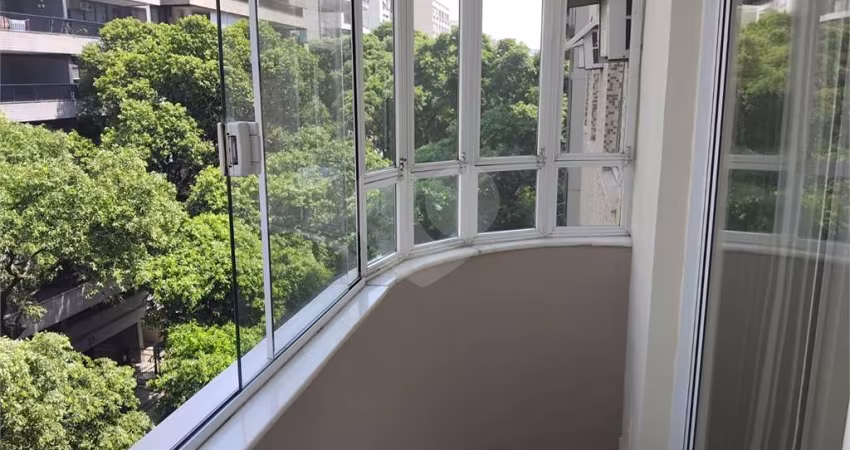 Apartamento com 3 quartos à venda em Tijuca - RJ