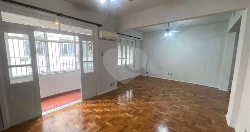 Apartamento com 3 quartos à venda em Tijuca - RJ