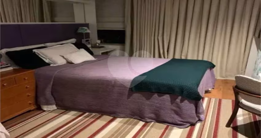 Apartamento com 3 quartos à venda em Leblon - RJ