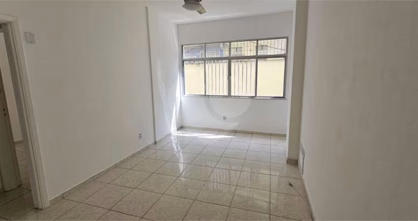 Apartamento com 2 quartos à venda em Tijuca - RJ