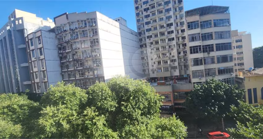Apartamento com 3 quartos à venda ou para locação em Tijuca - RJ