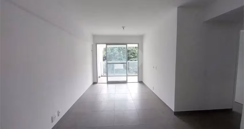 Apartamento com 3 quartos à venda na Rua Marquês de Valença, --, Tijuca, Rio de Janeiro