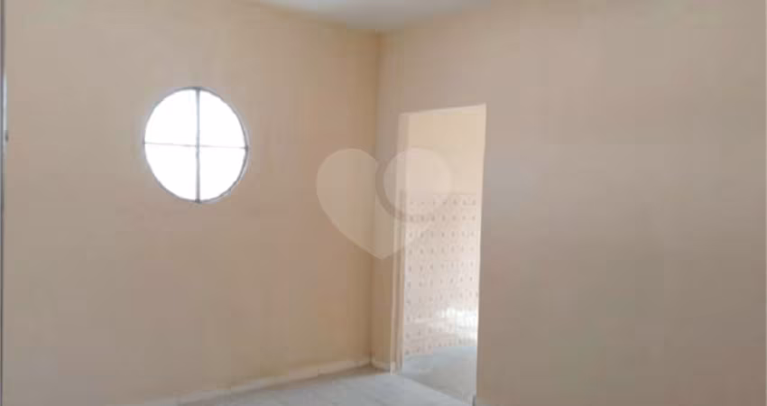 Apartamento com 3 quartos para locação em Marechal Hermes - RJ